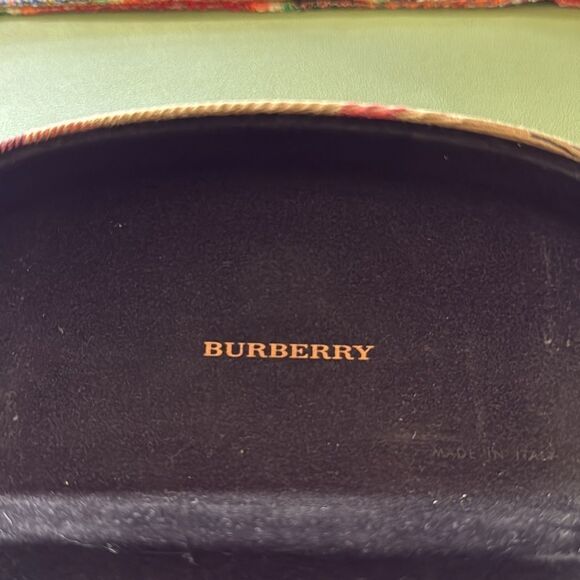 SET OF TWO BURBERRY SUNGLASSES CASES - Picture 4 of 6